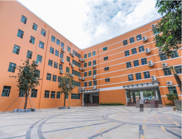 學(xué)?？照{(diào)集中控制系統(tǒng)